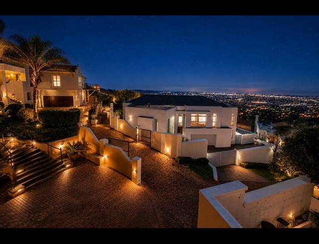 4 BEDROOM HOUSE FOR SALE IN WATERKLOOF RIDGE
